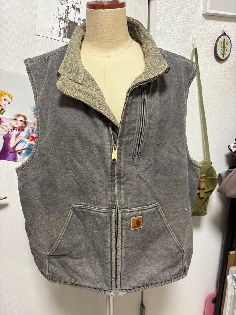 Carhartt グレー ノースリーブベスト