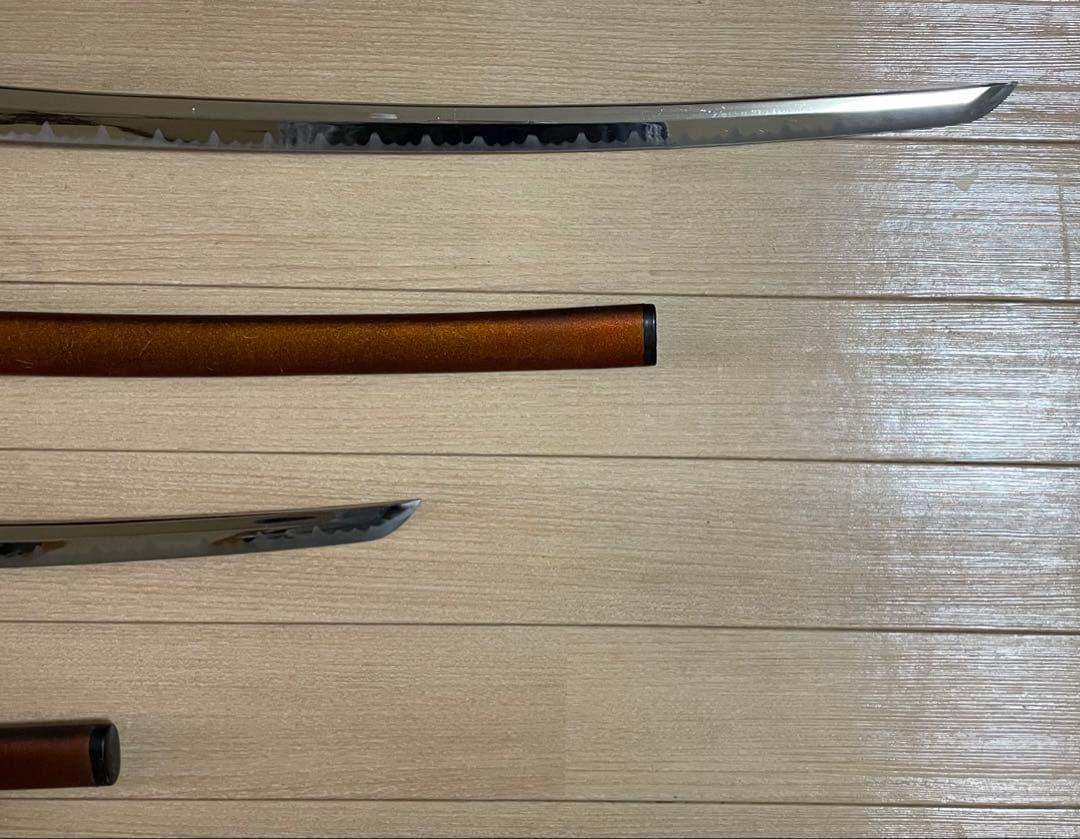 模造刀　居合刀　太刀　脇差　刀掛け　武具　b88