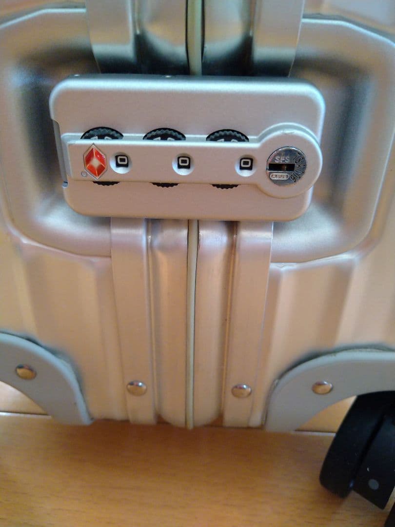 リモワ　RIMOWA　トパーズ　TOPAS　104L　932.77　ドイツ製