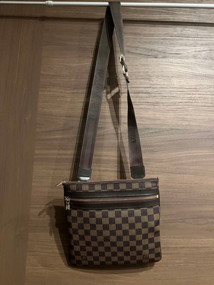 m*0様 LOUIS VUITTON ダミエ ポシェット ボスフォール ショルダ