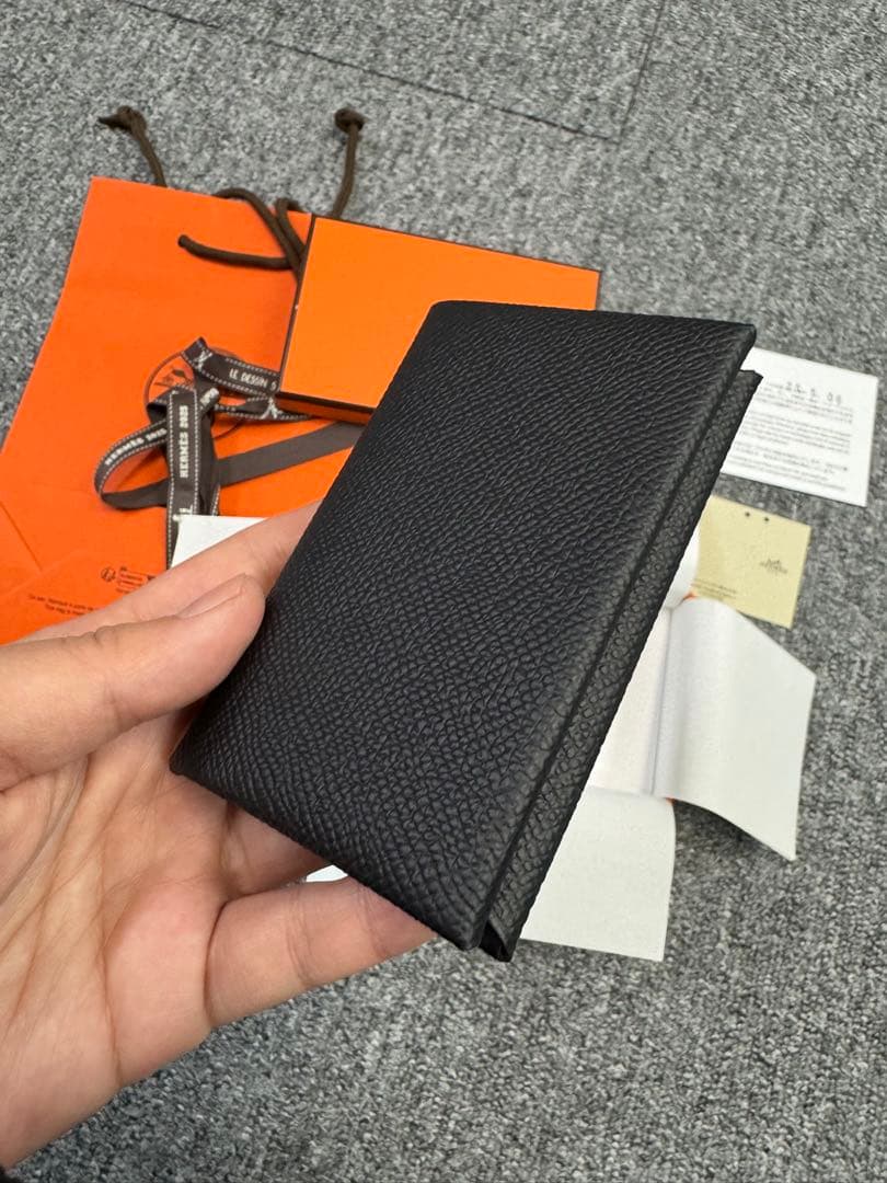 新品未使用 レア HERMES エルメス カルヴィ カードケース ブラック