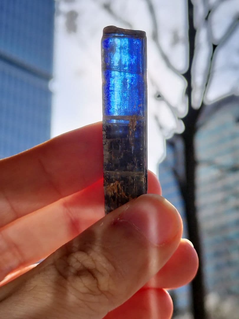 ヒマラヤカイヤナイト原石