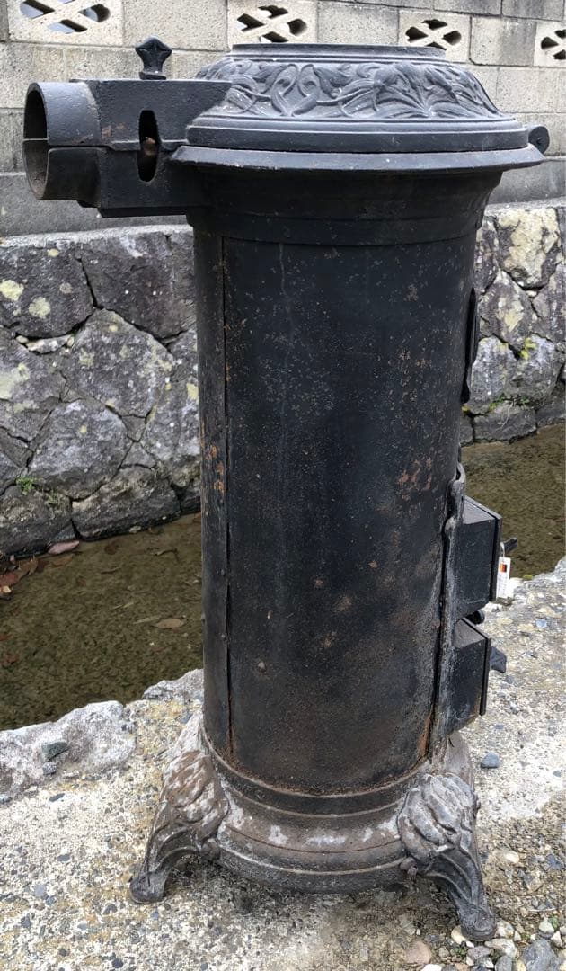 フランス　ストーブ 鋳物 鉄製 シャビー レトロ ヴィンテージ