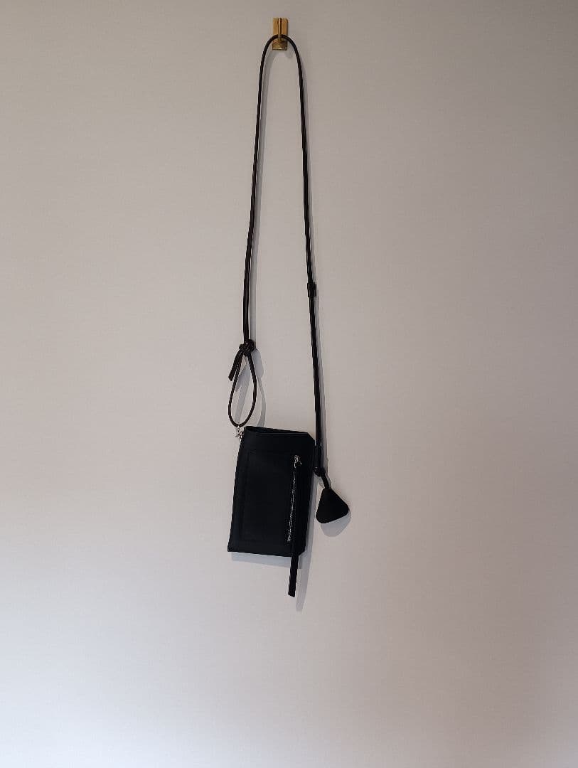 KLASICA × MahariQ クラシカ マハリク モバイルポーチ