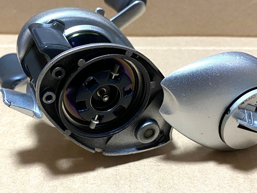 値下げ‼️美品‼️機関良好‼️00シマノメタニウムMGロングハンドル　レフト仕様