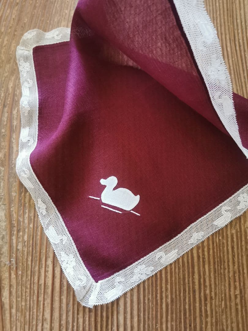 アンティーク 家鴨アップリケ刺繍 繊細な水鳥＆水草花アランソンレース クロス β