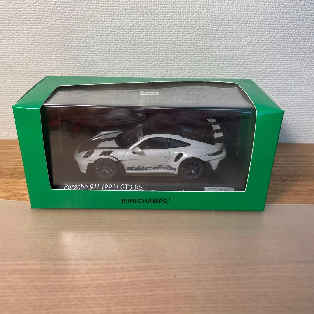ミニチャンプス　ポルシェ　Porsche 911 GT3 RS 1/43
