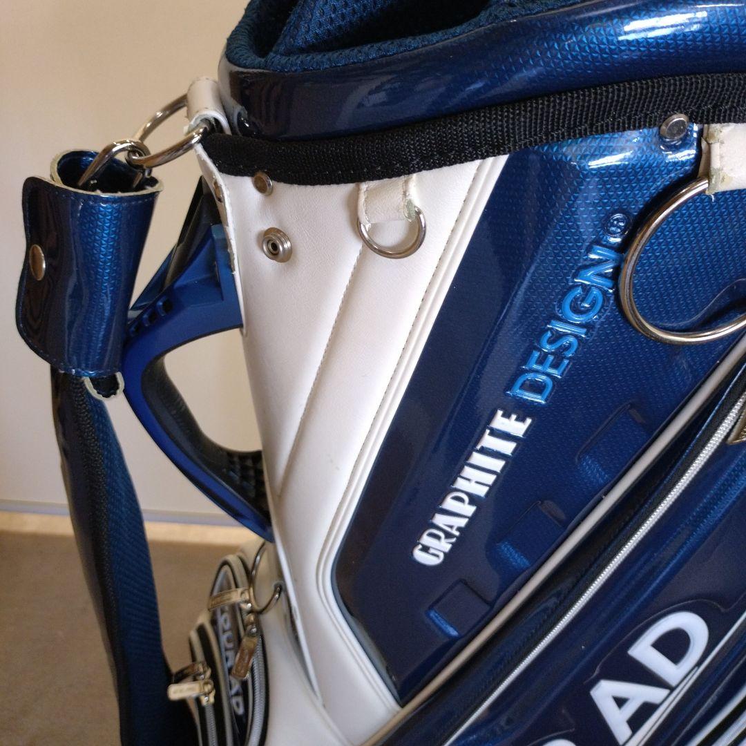 ツアーAD キャディーバック　グラファイト　デザイン