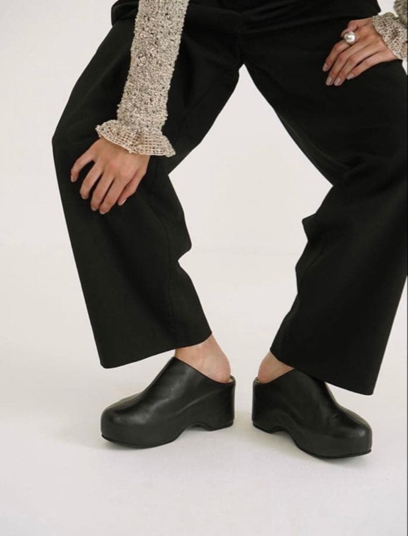 【完売品】 CLANE PLATFORM CLOGS