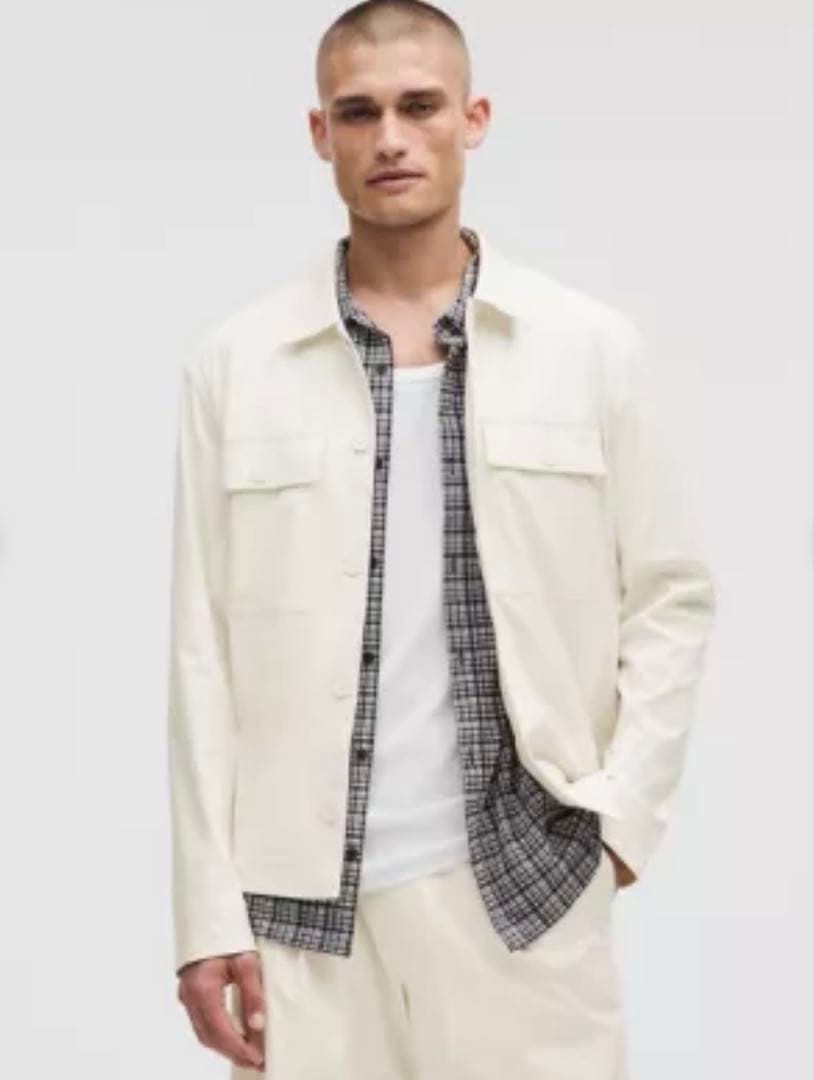 お値さげ　ルルレモン　ホワイト ジャケット上着