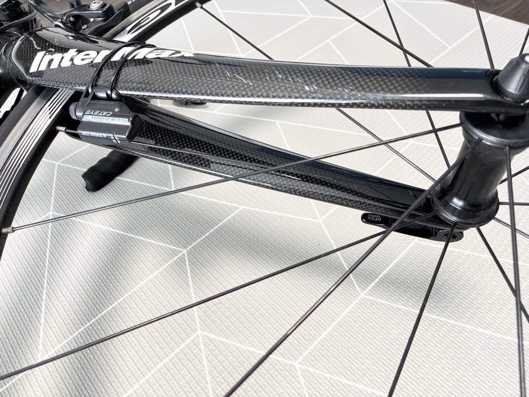 InterMax ロードバイク カーボンフレーム　黒/赤