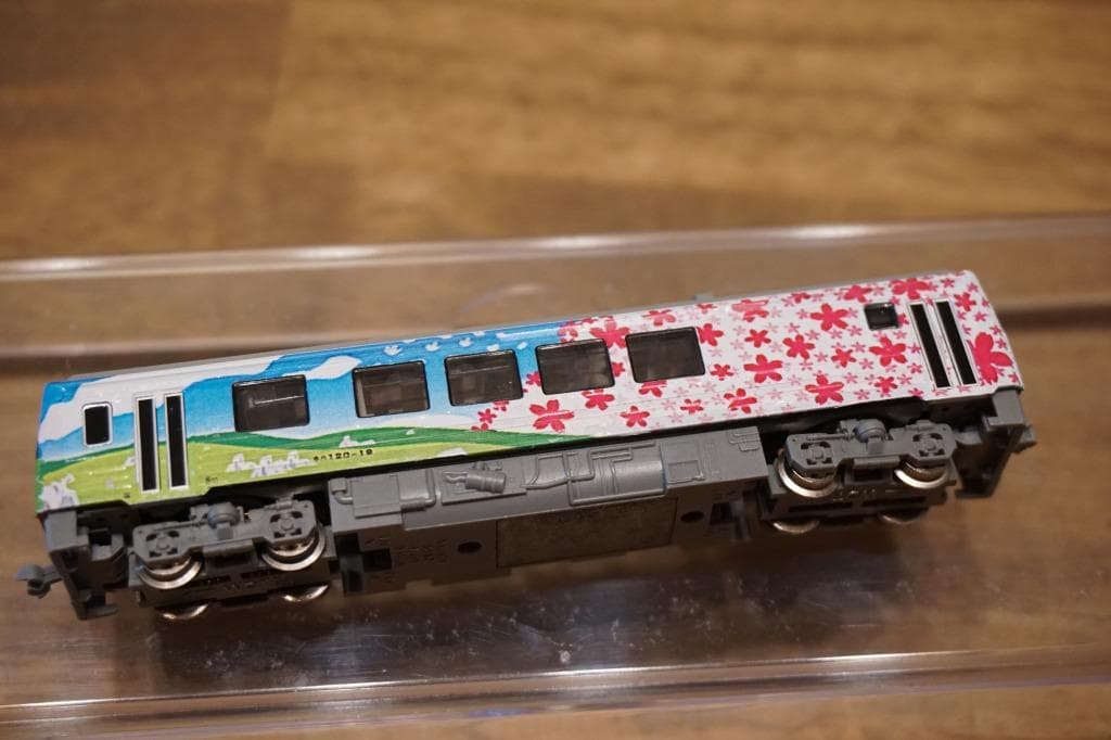 TOMIX製 キハ120系　美祢線　「美祢号ラッピング車両」　M車