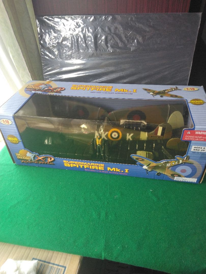 21stセンチュリートイズ スピットファイア Mk. I 1/18スケール