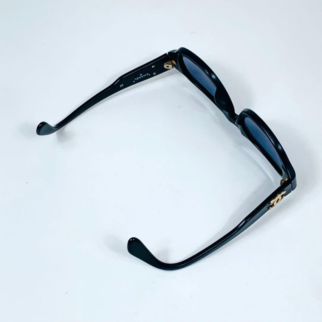 CHANEL シャネル　サングラス　ココマーク　イタリア製　メガネ　黒