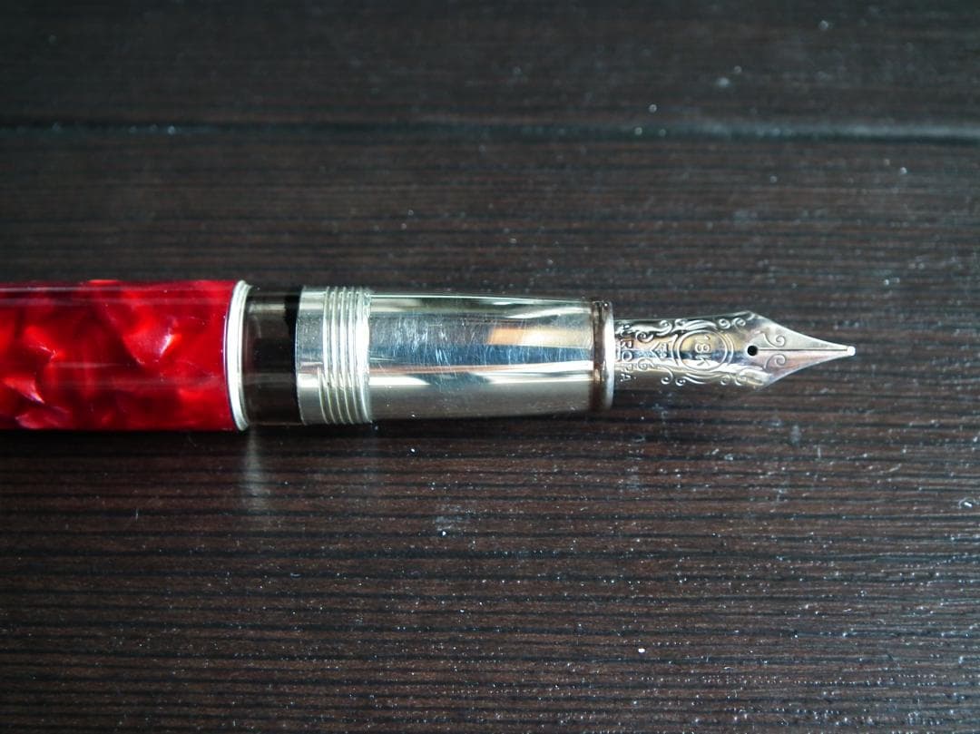 AURORAアウロラ　85周年記念万年筆レッド