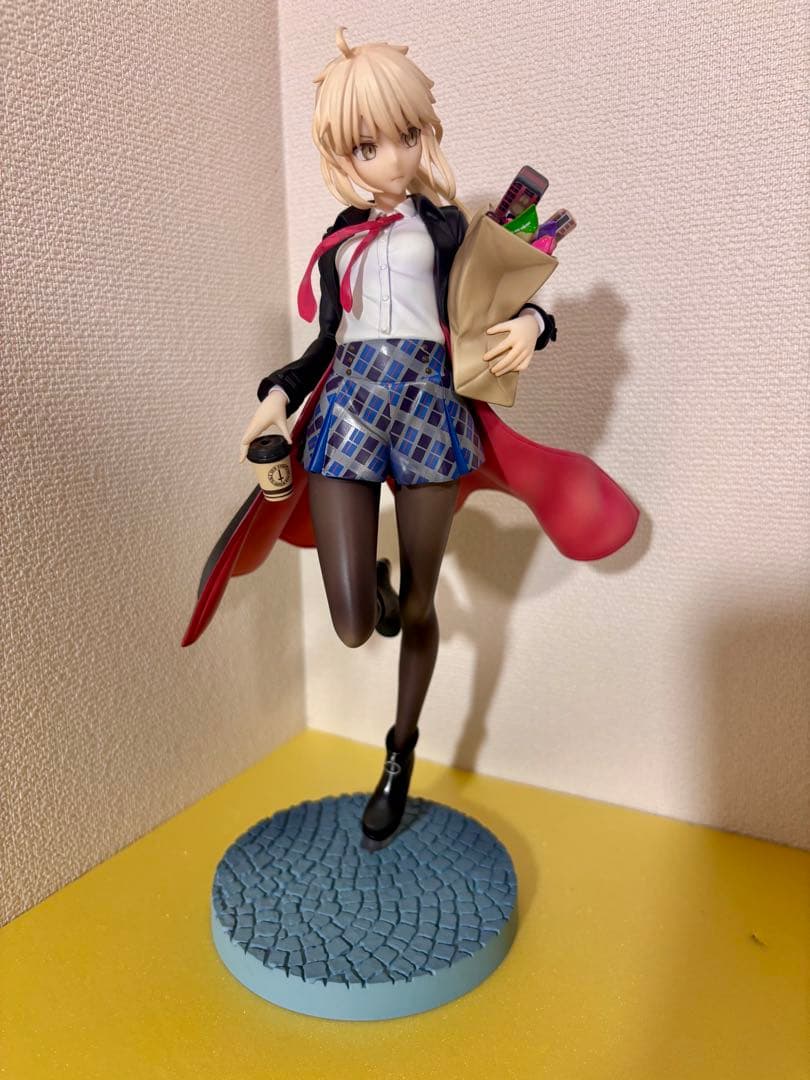 セイバー　アルトリア　ペンドラゴン　オルタ 英霊旅装　フィギュア　FGO