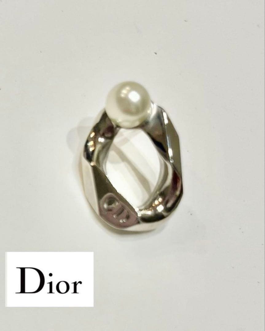 DIOR AND SACAI☆ピアス 真鍮ディオールサカイコラボ パール　ロゴ