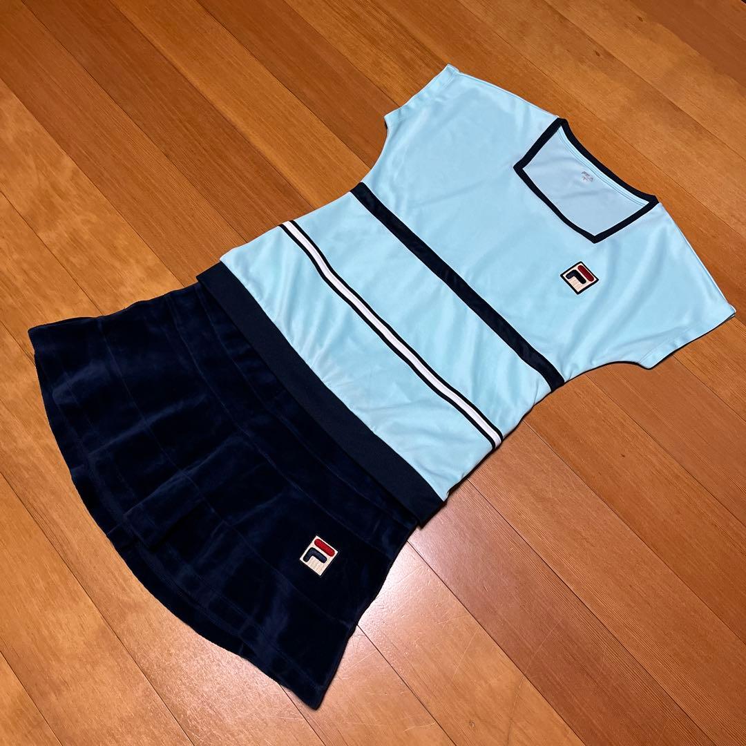 フィラ シャツ、ベロアスカート　２点セット