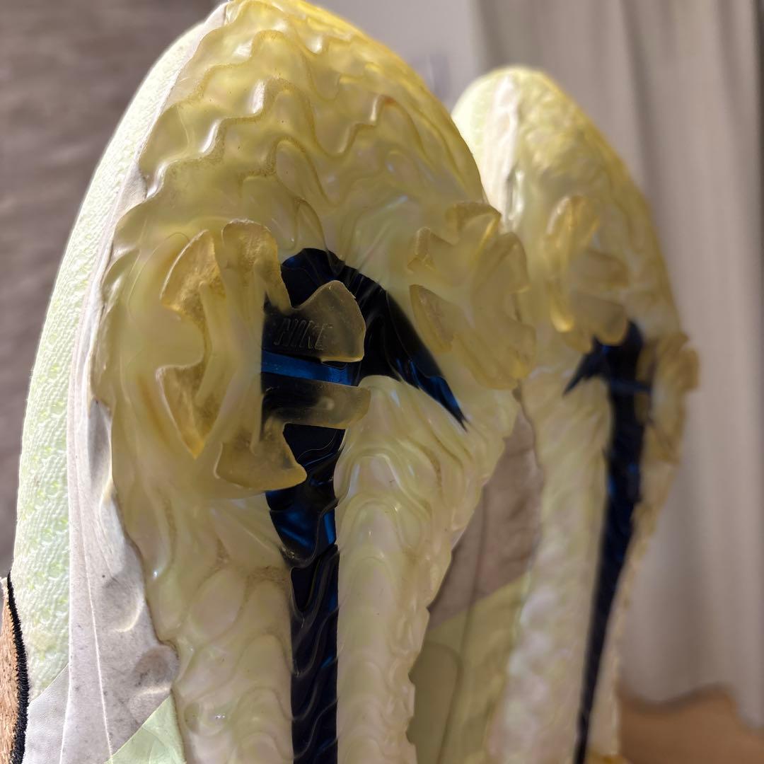 ナイキ エア ズーム インフィニティ ツアー NRG