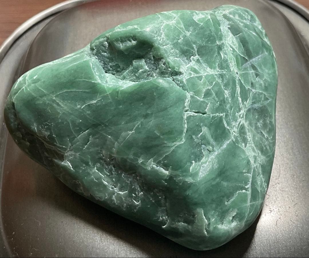 濃緑色　糸魚川翡翠173g ヒスイ　ひすい　オンファス輝石