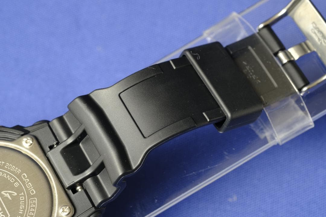 【綺麗】G-SHOCK GAW-100B 電波ソーラー／ビッグケース (114)