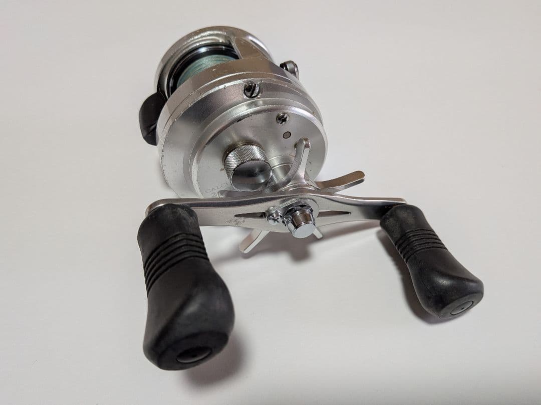 シマノ 11オシアカルカッタ200HG