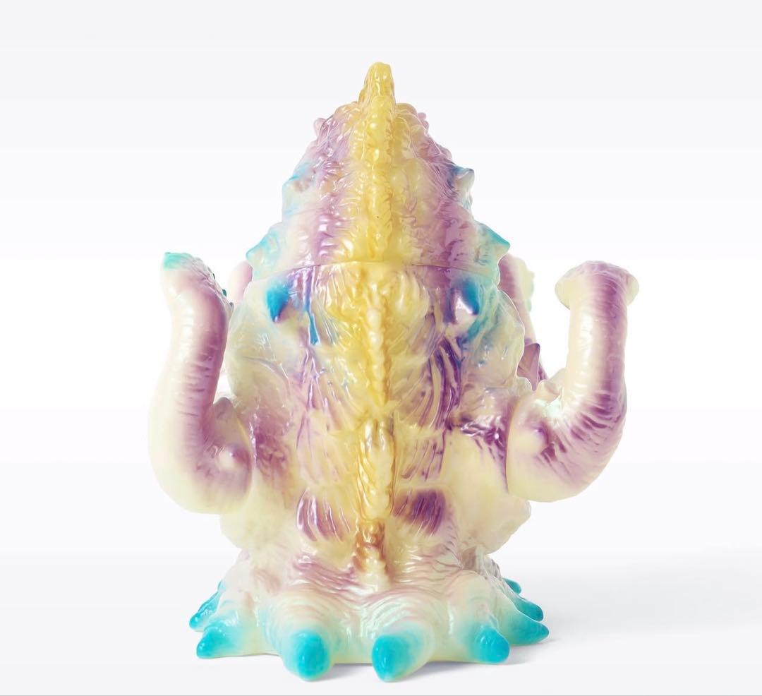 m1号 ビオランテ BEAMS 蓄光 ソフビ ゴジラ