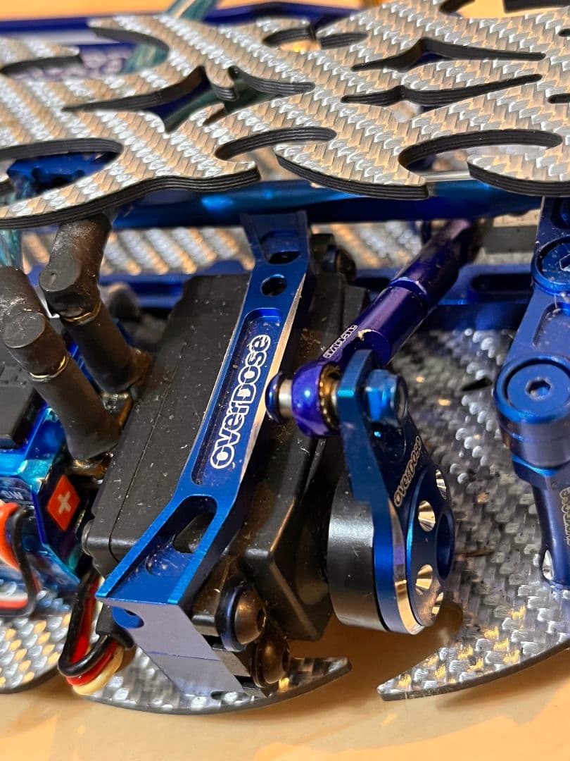 ぬん　Overdose ホビーラジコン カーボンシャーシ