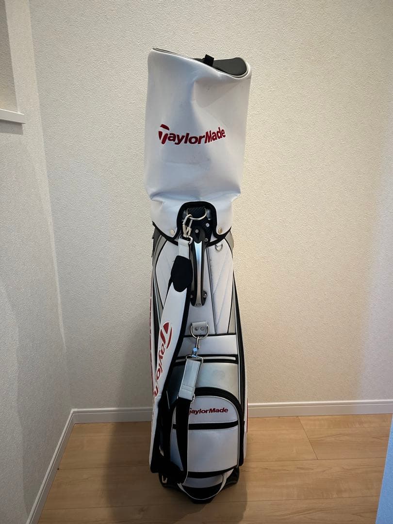 テーラーメイド、キャディバッグ