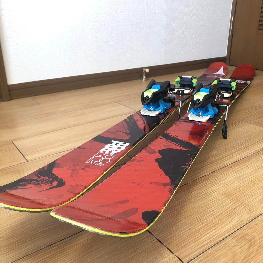 ATOMIC THEORY ビンディング　MARKER