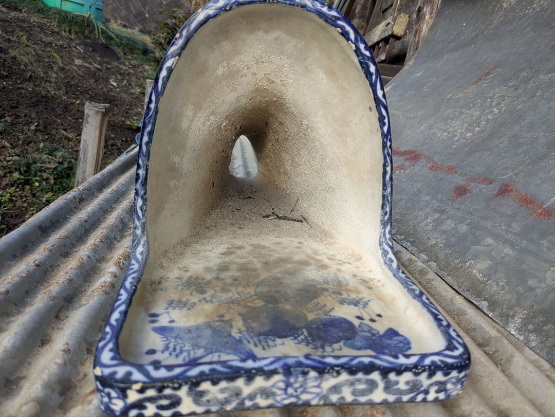 古便器　小便器　セット　青と白の花柄陶器　古道具　アンティーク　伊万里焼