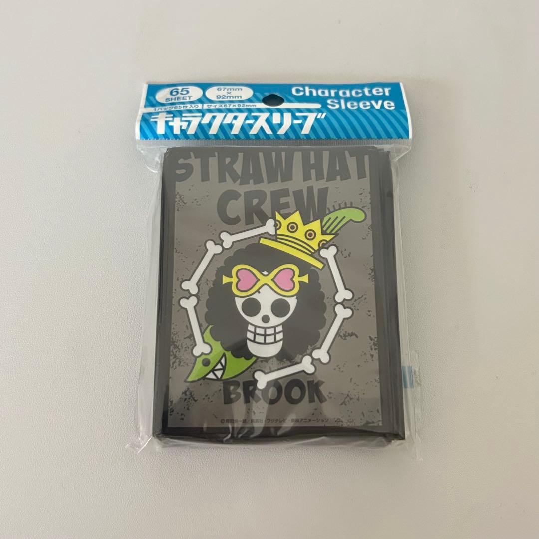 【未開封】 廃盤 ワンピースカード ブルック 海賊旗 スリーブ エンスカイ