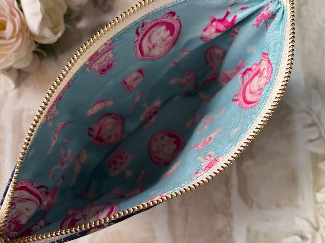 toocoページ　巾着トートバッグ、ぷっくりポーチ