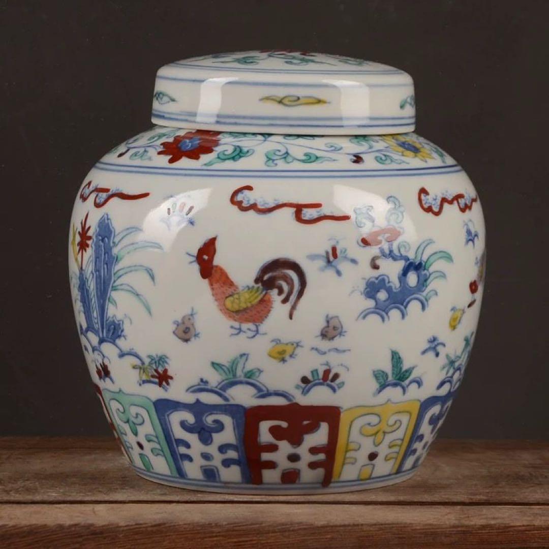 明成化手画斗彩鶏紋天字 缶茶壺 景徳鎮 陶磁器 装飾品 現代工芸品 美術品 置物