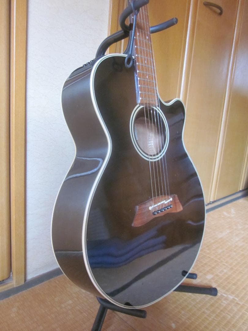 【中古　個人出品】　エレアコ　TAKAMINE　タカミネ　ＰＴ―１０６