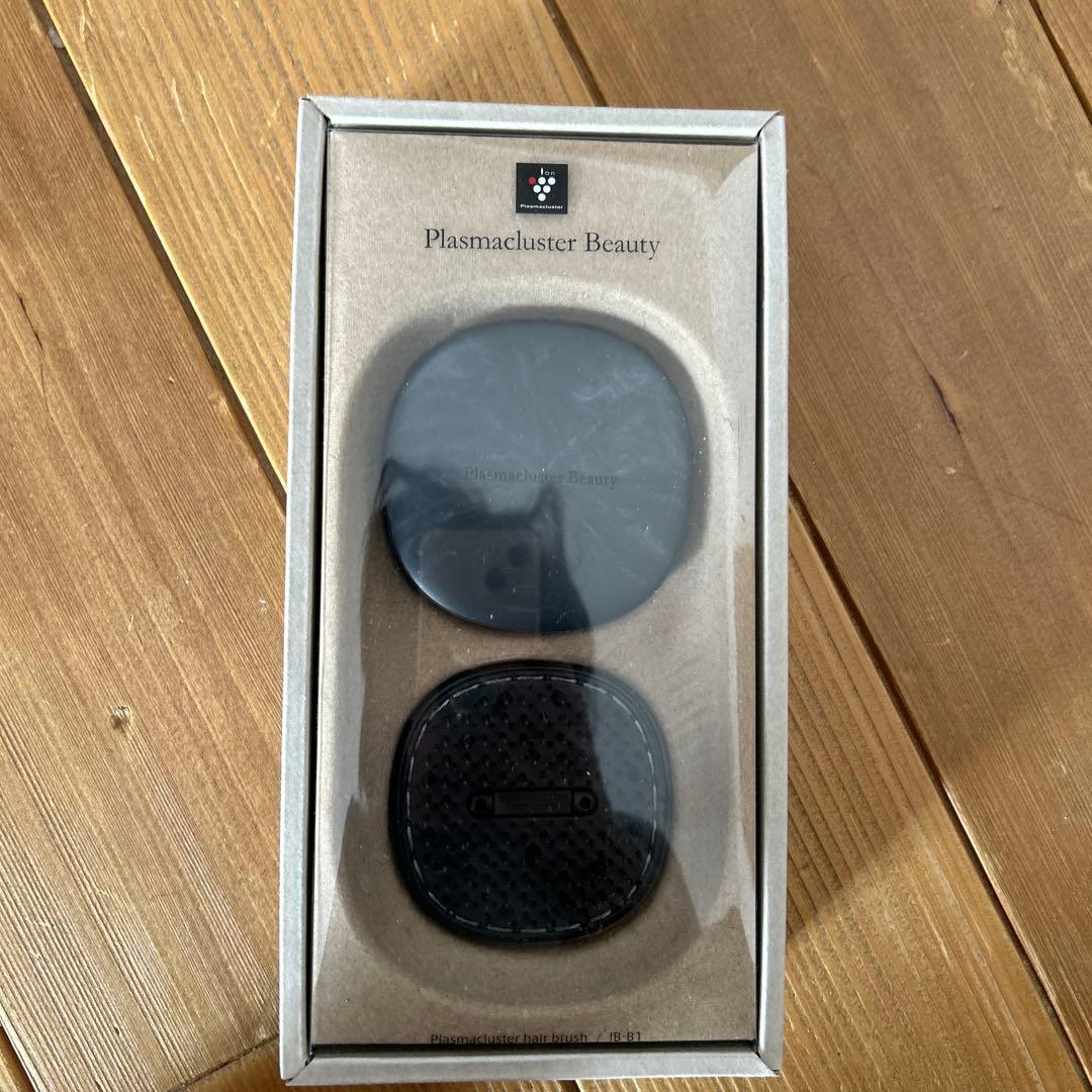 SHARP プラズマクラスター ヘアブラシ IB-B1-B ブラック