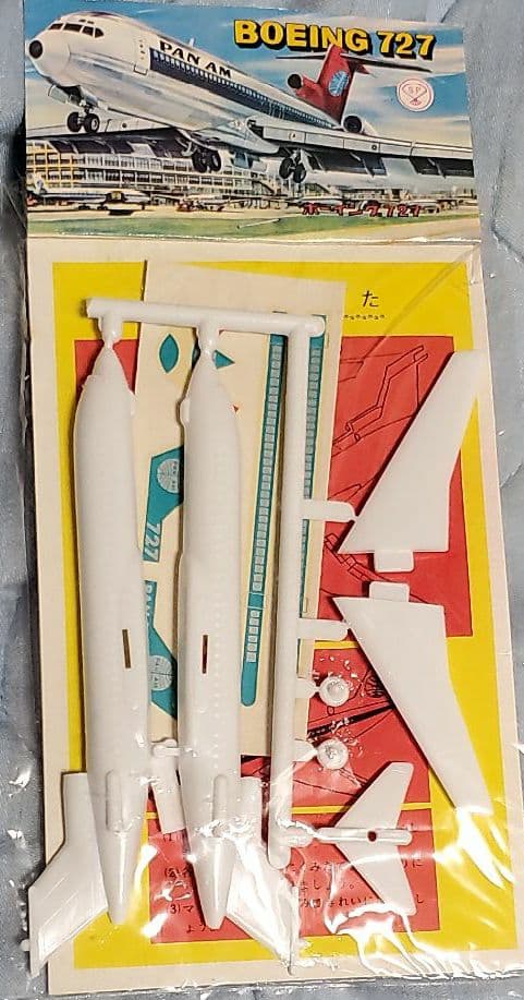 ノンスケール  ボーイング７２７駄菓子屋キット