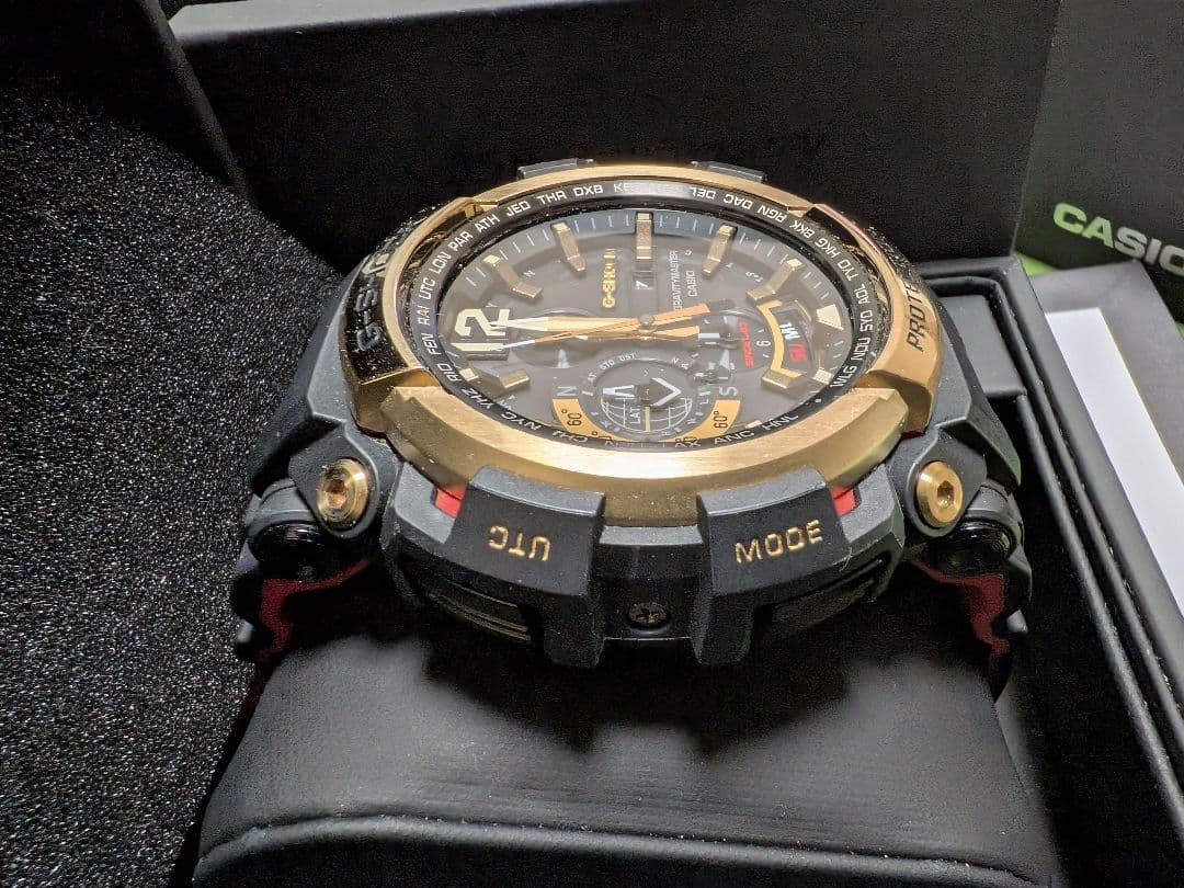 G-SHOCK 35周年記念モデルGPW-2000TFB-1AJR