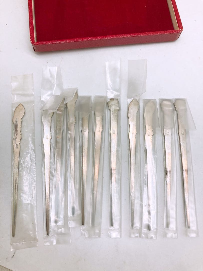 Y*e様 銀製 菓子楊枝 11本セット 箱付き 鶴 梅 アンティーク 和装小物