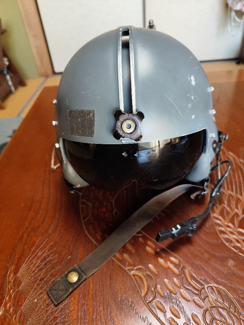 軍用ヘリコプターパイロットヘルメット