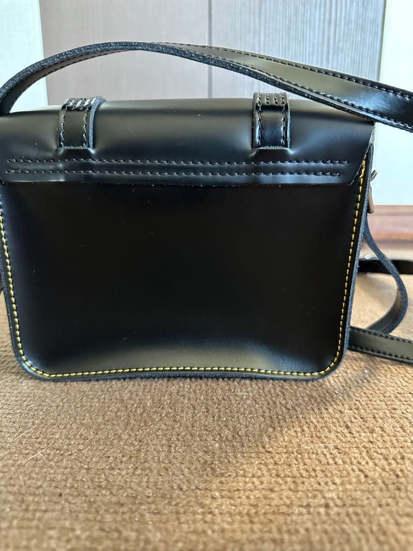 ドクターマーチン　ポーチ