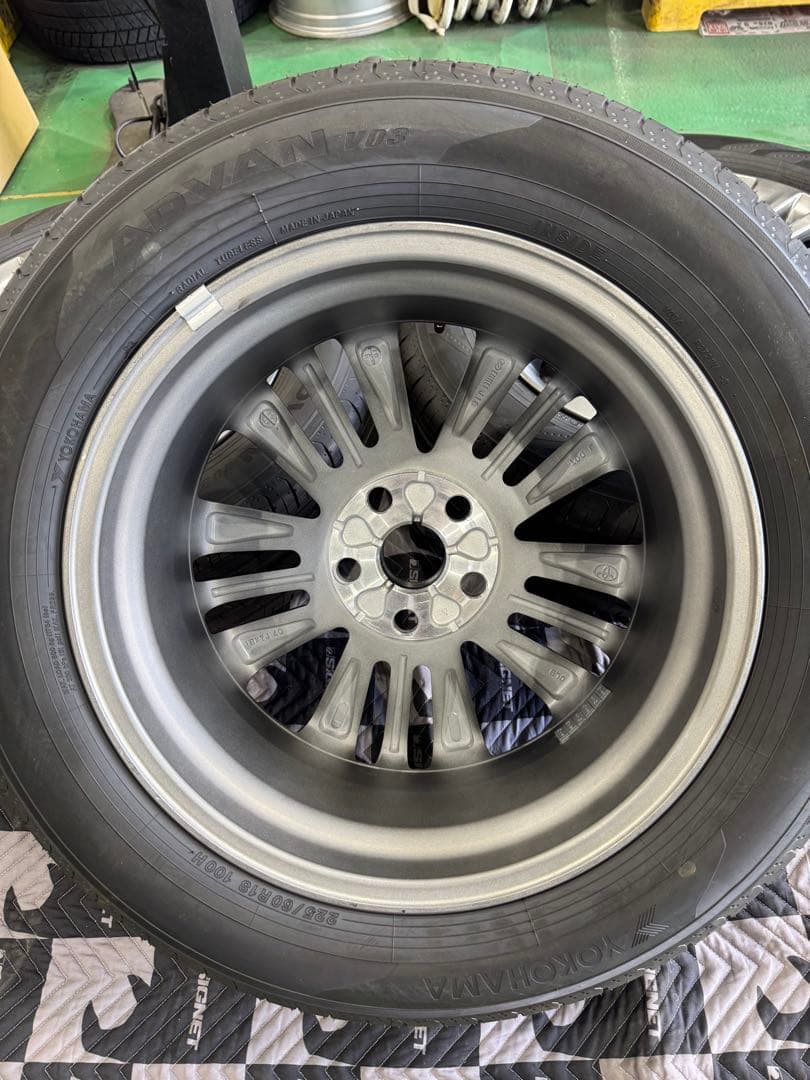 40アルファード新品外し18インチ 純正タイヤアルミホイールセット