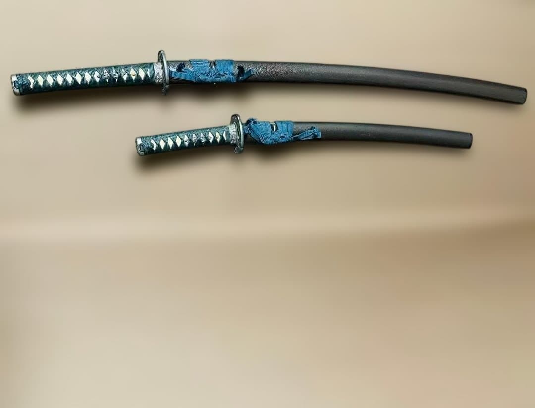 高級模造刀 居合刀 　のたれ刃紋　2本セット　打刀　脇差 インテリア （刀2）