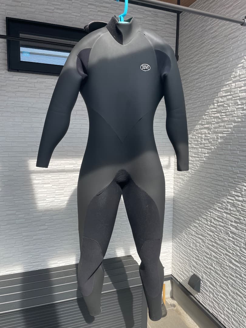 DOVE セミドライ　ウェットスーツ　ブラック