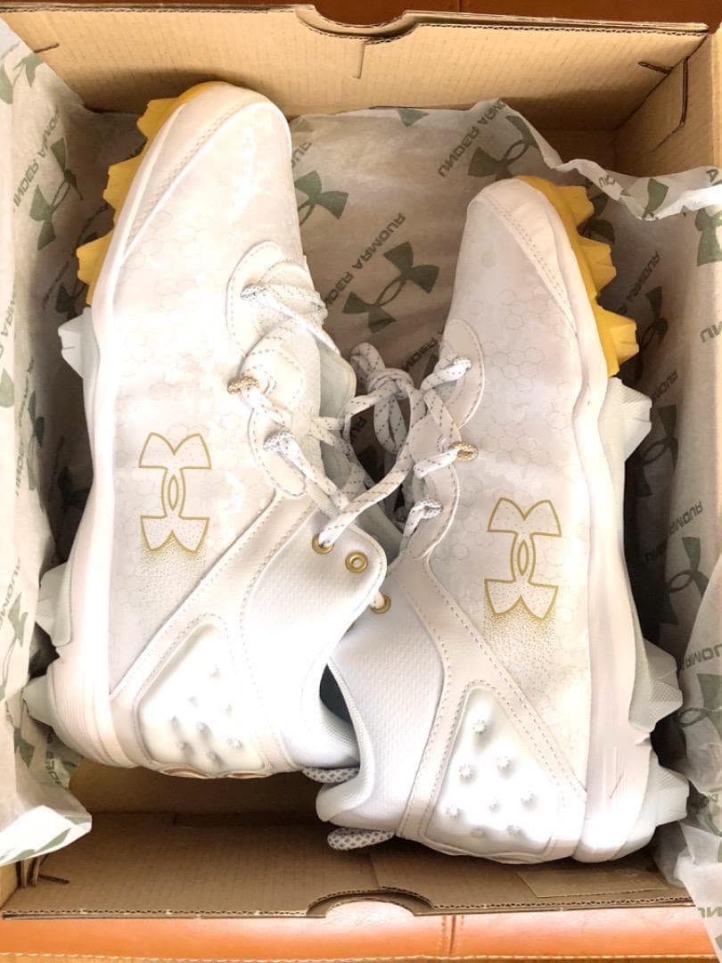 新品2025年USA国内限定アンダーアーマー野球ハーパー8Mid Rm29cm