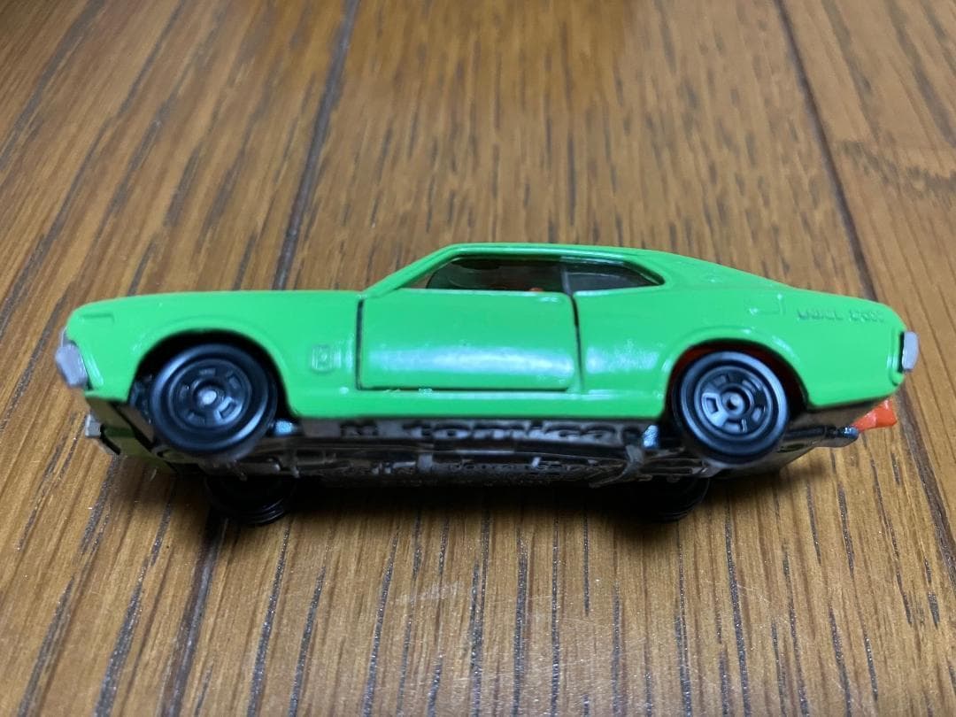 トミカ　 日産　ローレル2000SGX スタント専用車　希少品　オリジナル箱付