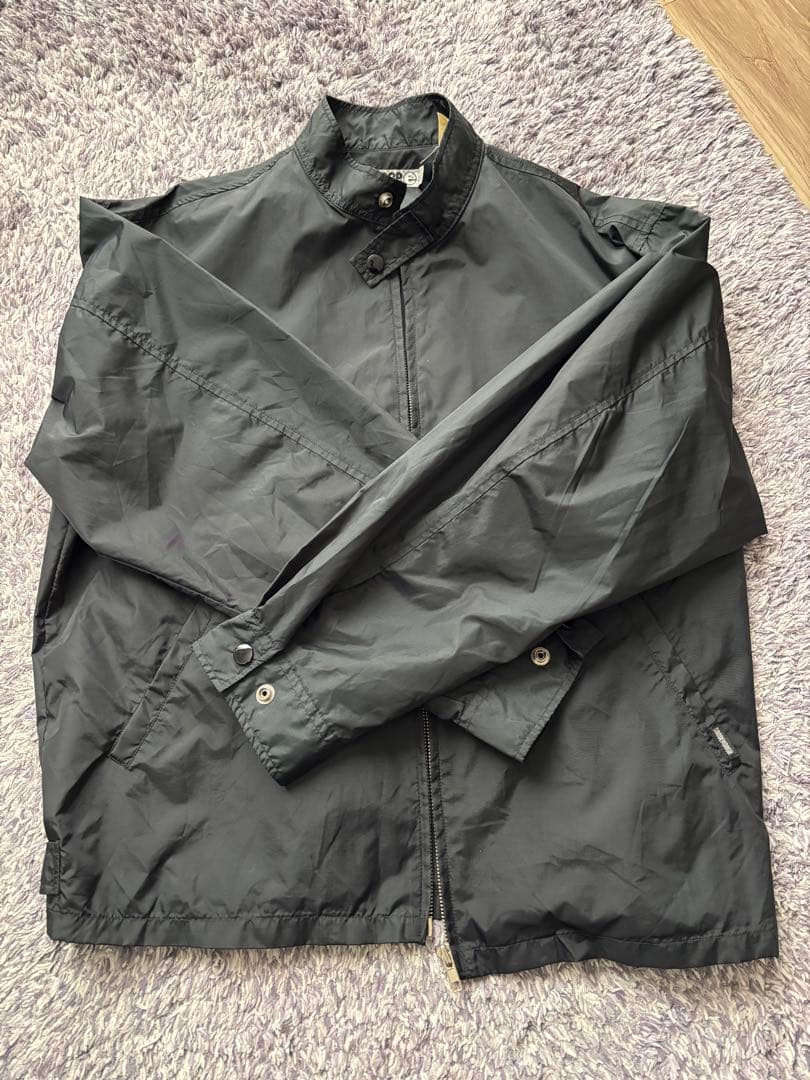 [GOOD ENOUGH] ブラック ナイロンジャケット