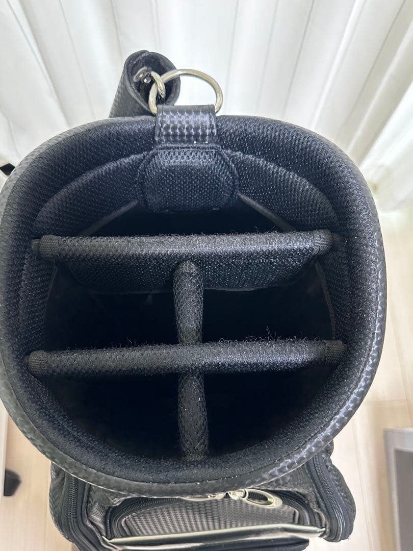 TaylorMade キャディバッグ 黒 / 赤 / シルバー