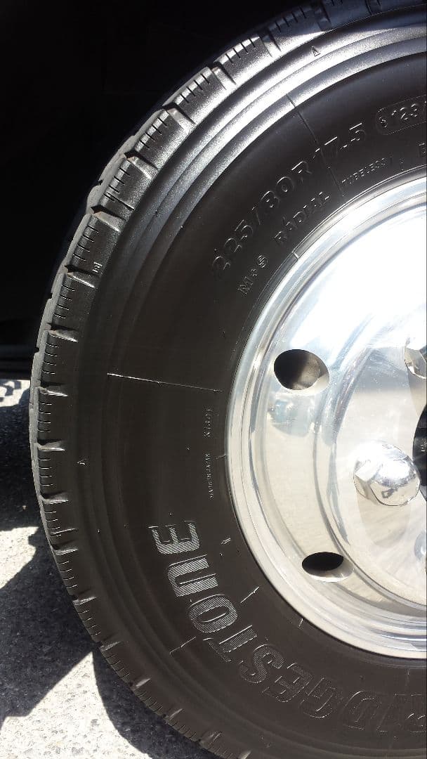 【ブラックラスター】530×4 タイヤワックス　艶　光沢　撥水　タイヤ　トラック