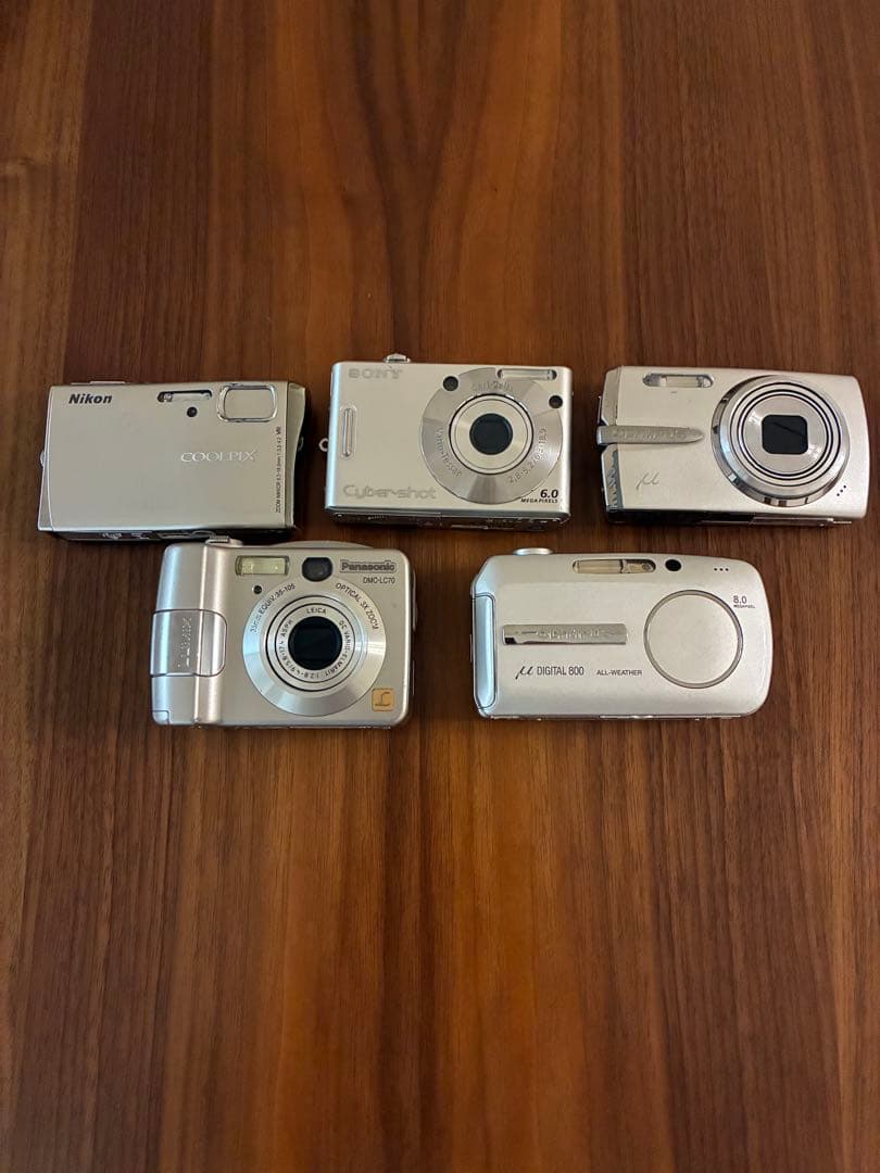 デジカメ　5台